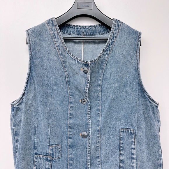 NWT Blue Denim Light Acid Wash Button-up Vest Cream Ruffle hem Eyelet Detail - Picture 8 of 13